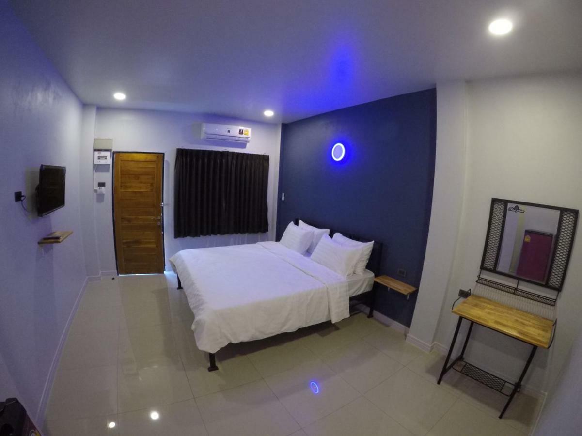 Chan Place Hotel Nakhonratchasima Zewnętrze zdjęcie